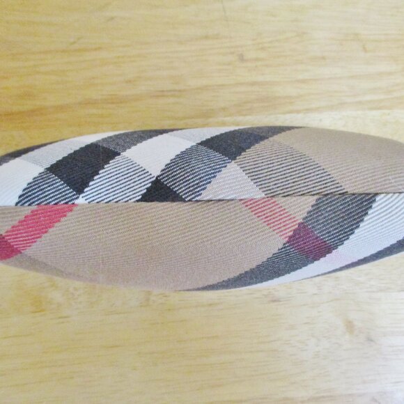 Burberry Nova Check Plaid Hard Clam Shell Sunglass / Eyeglass Case, Italy - Picture 8 of 9